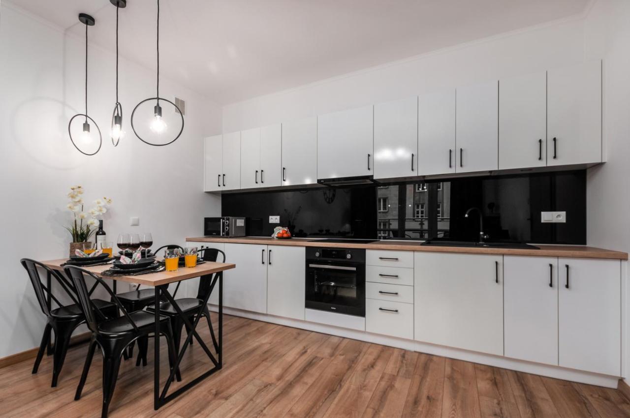 Madelaine By Renters * Warszawa