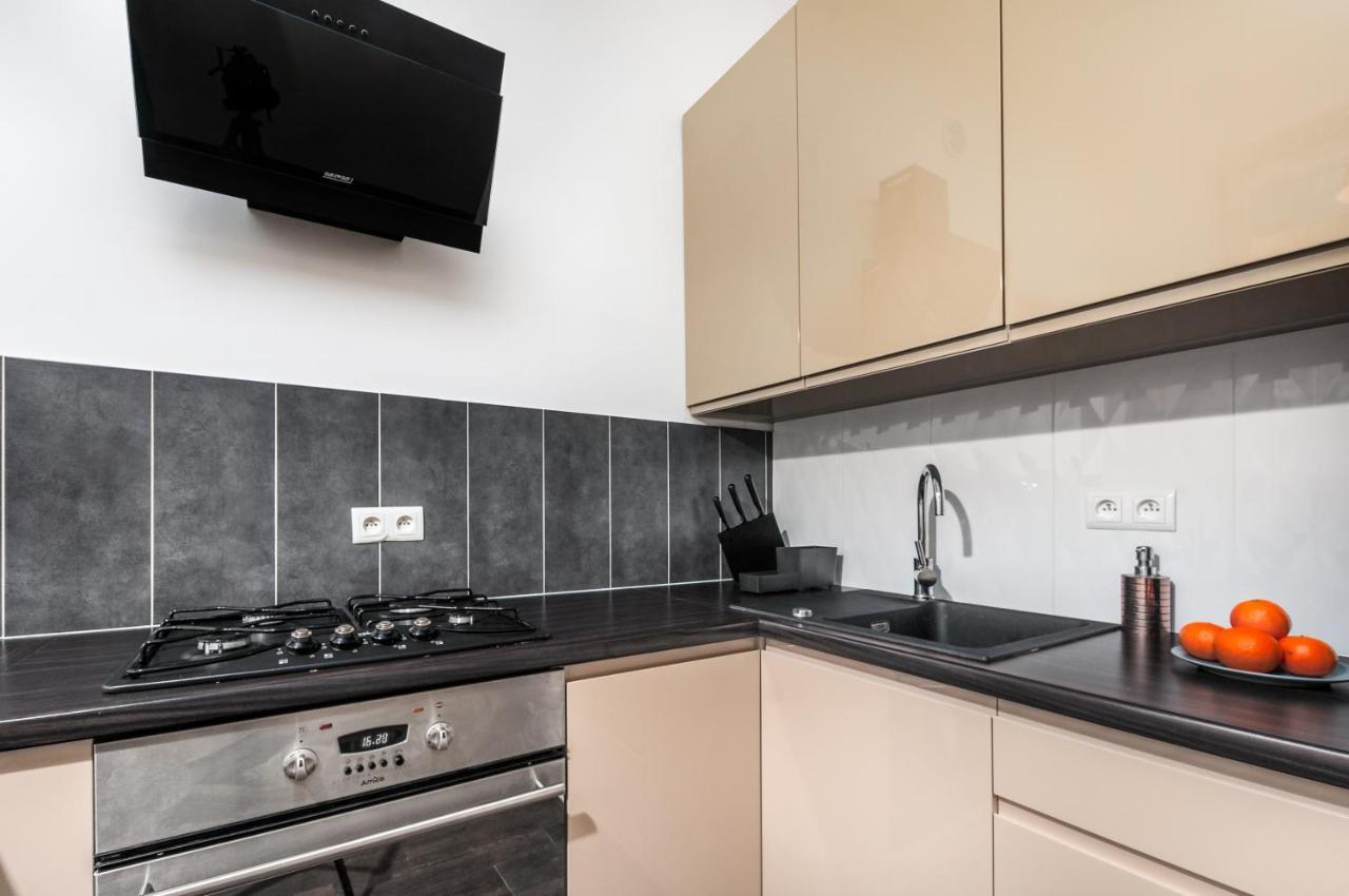 Madelaine By Renters * Warszawa